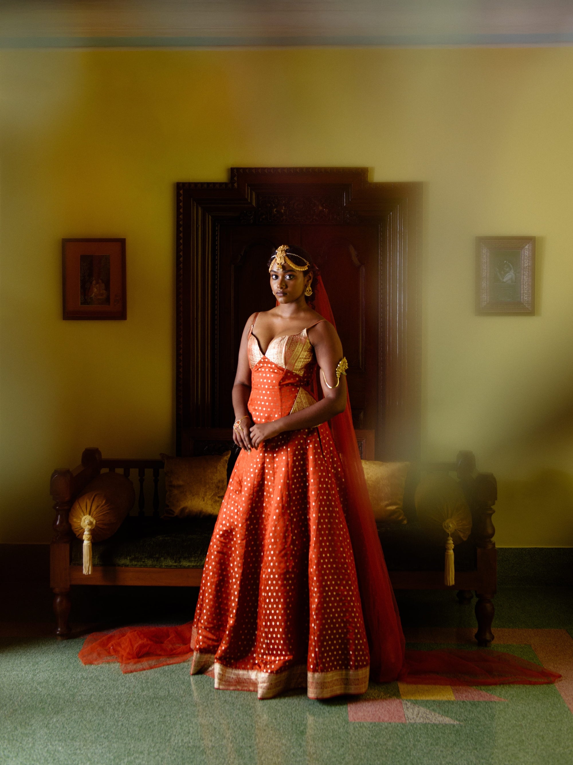 Roshini Lehenga