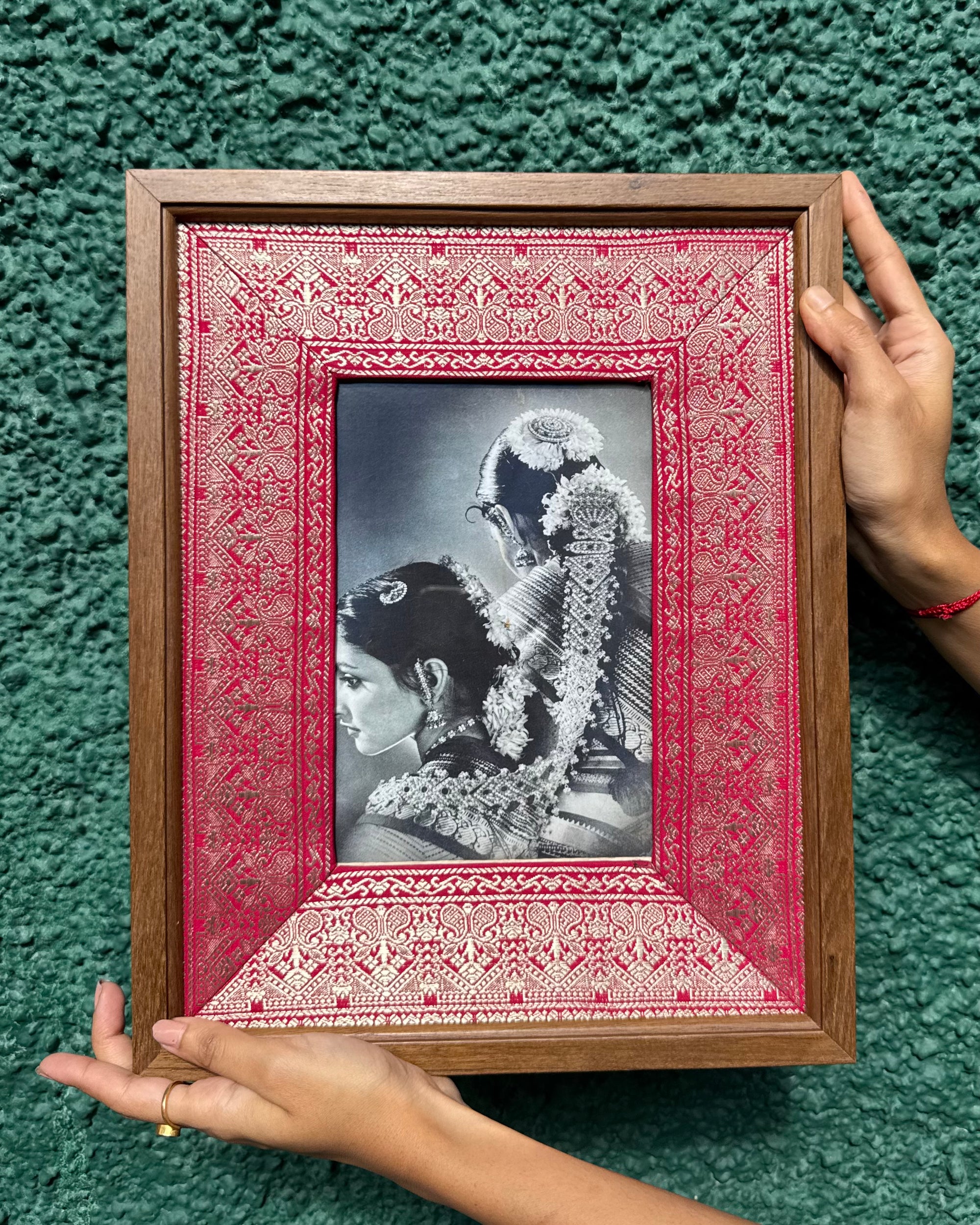 Rasa Picture Frame