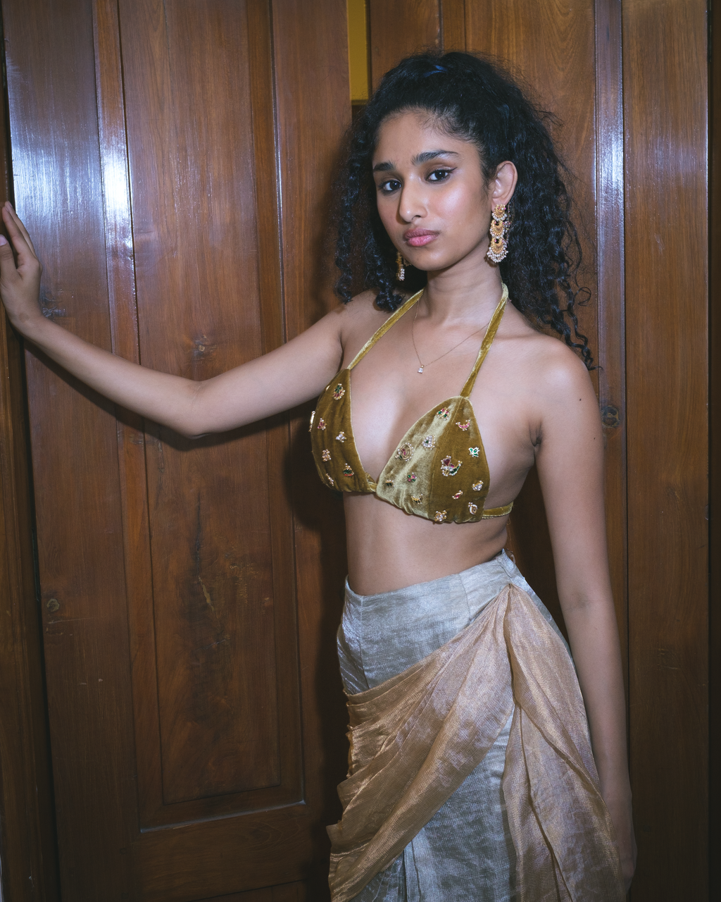 Mahal top