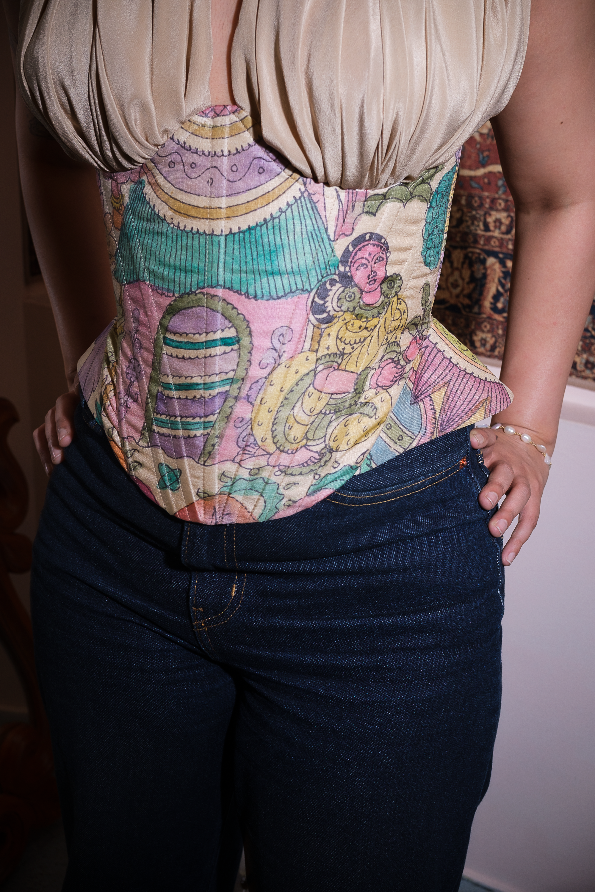 Hamsa corset