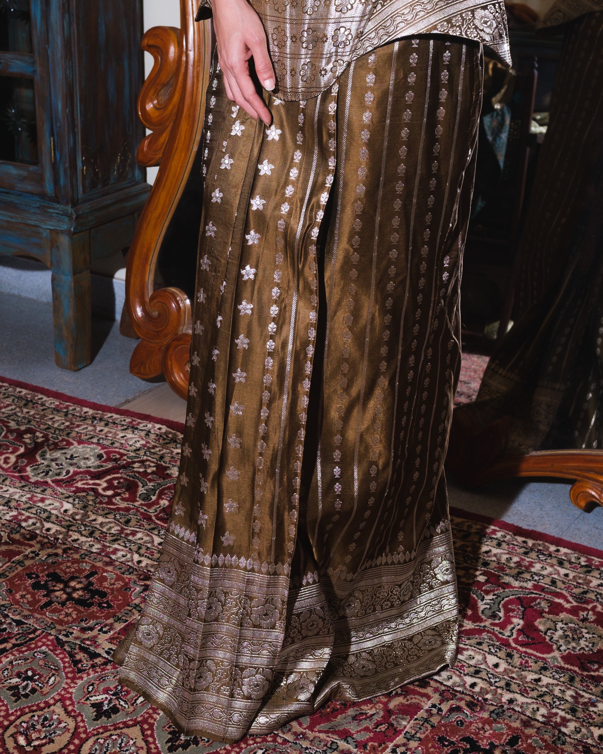 Medhini Set